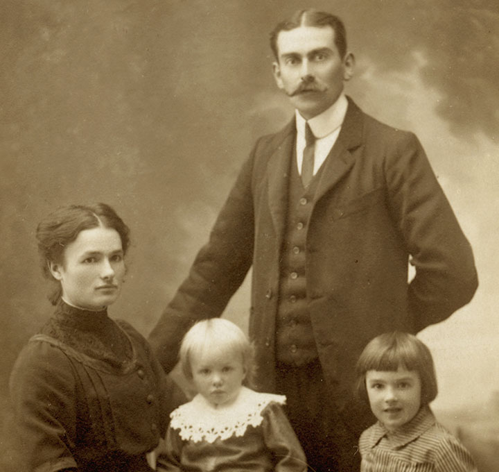 Portrait de famille, 1920.